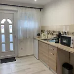 Erdi Muskatlis Vendeghaz