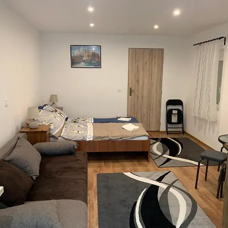 Erdi Muskatlis Vendeghaz Guest house Erd