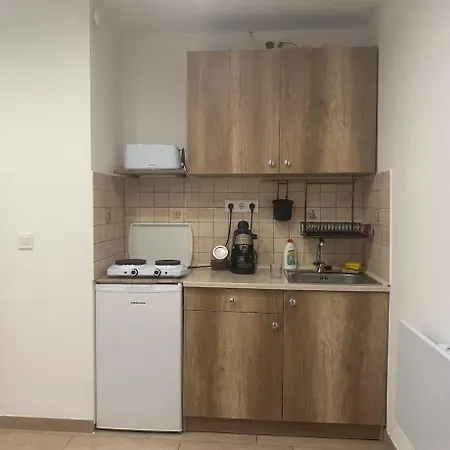 Erdi Muskatlis Vendeghaz 3*