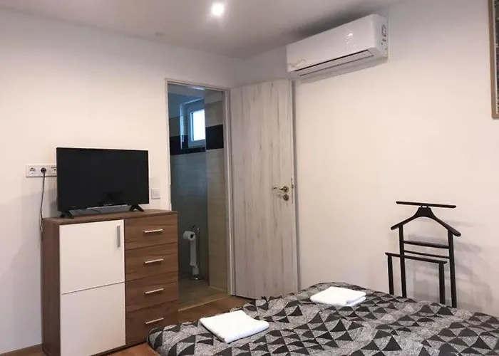 Erdi Muskatlis Vendeghaz 3* Erd