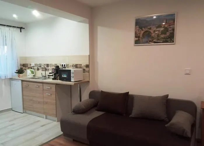 Erdi Muskatlis Vendeghaz 3* Erd